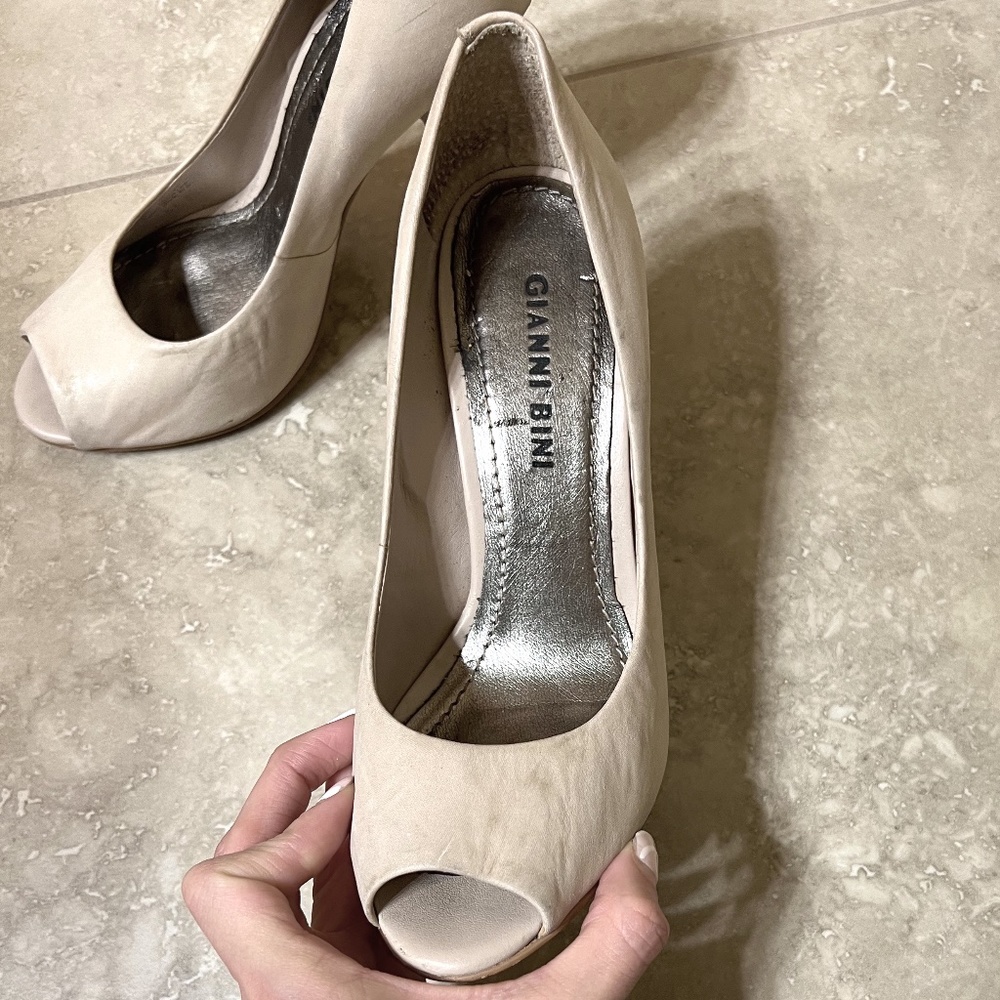 Nude Gianni Bini Heels, Size 5.5M, worn